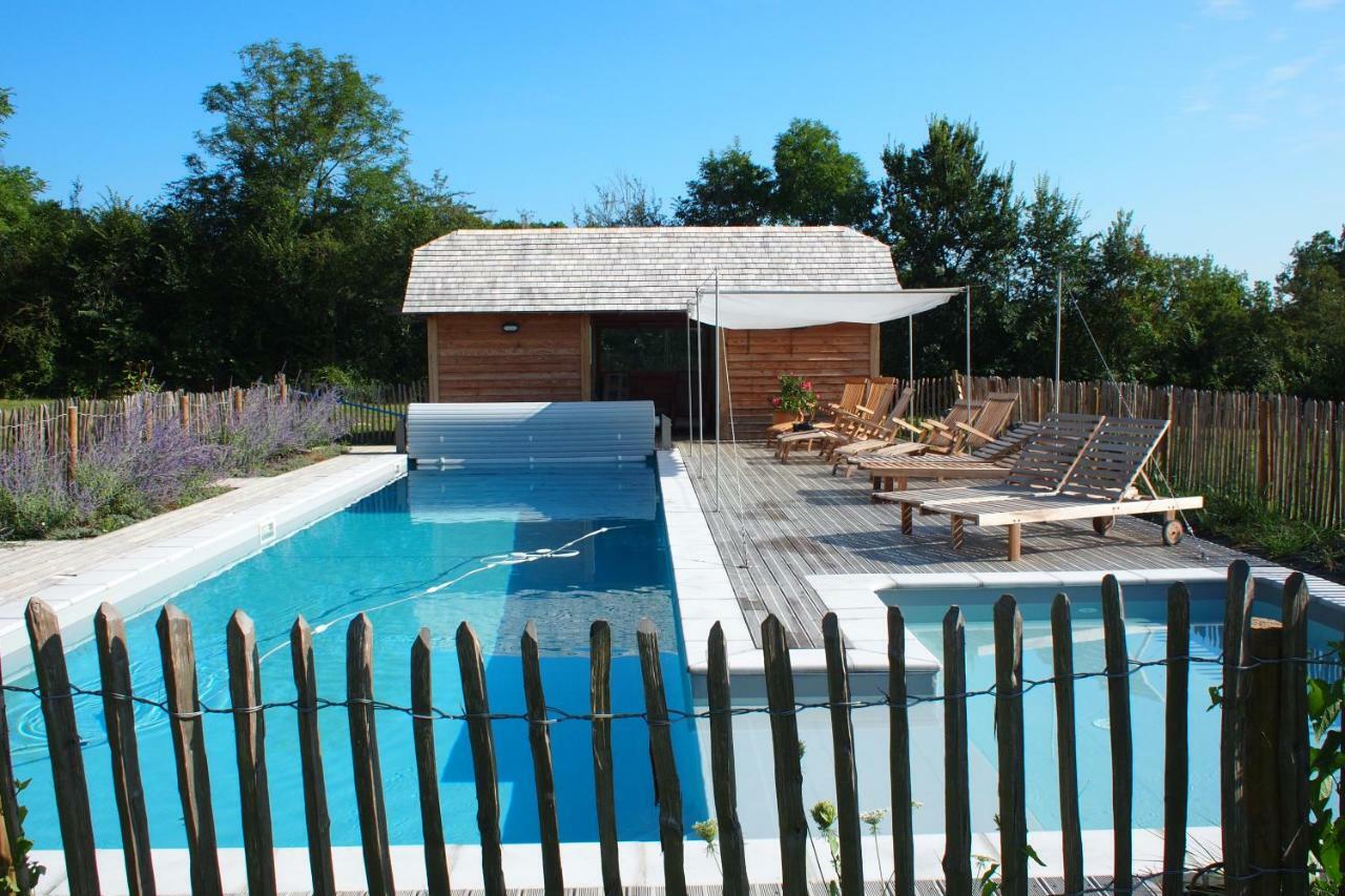 Le Couvent De Neuviale Bed and Breakfast Parisot  Eksteriør billede